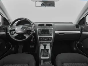 Skoda  8
