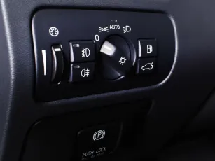 Volvo  9