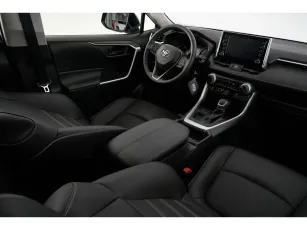 Toyota  9