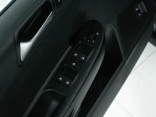 Volkswagen  12