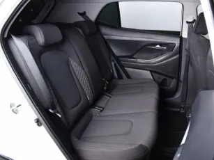 Hyundai  12