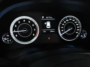 Hyundai  9