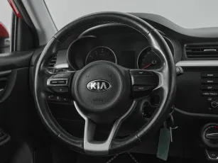 Kia  10