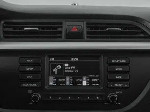 Kia  15