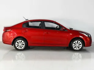 Kia  4