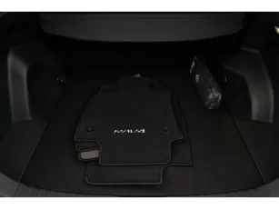 Toyota  8