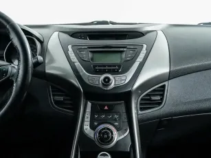 Hyundai  10
