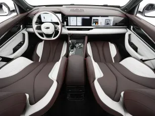 Geely  8