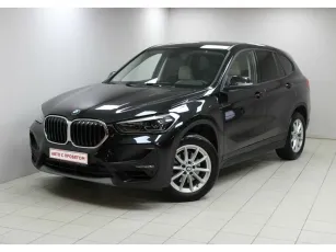 BMW  1