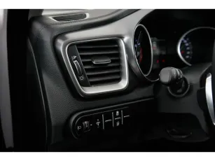 Kia  12