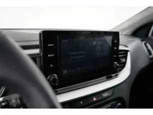 Kia  15