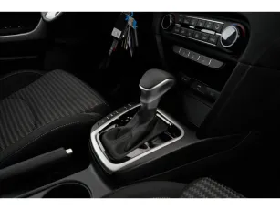 Kia  24