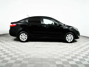 Kia  4