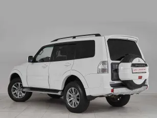Mitsubishi  4