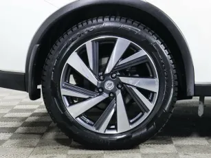 Nissan  6