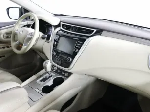 Nissan  7