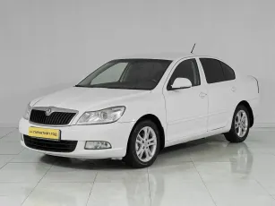 Skoda  1