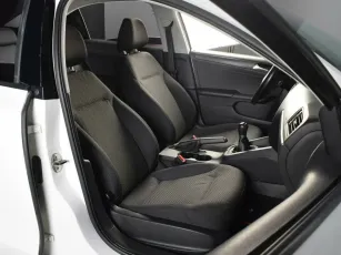 Volkswagen  6