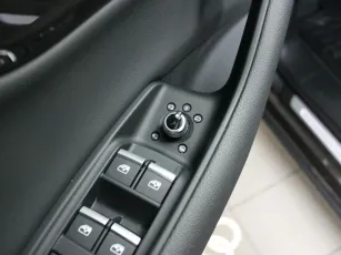 Audi  18