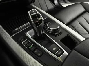 BMW  8