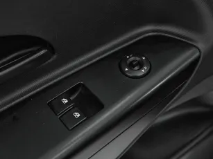 Kia  11