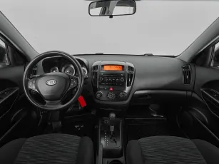 Kia  8