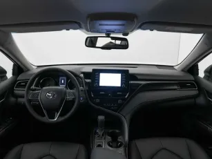 Toyota  8