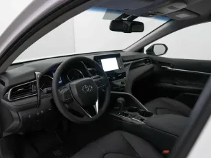 Toyota  9