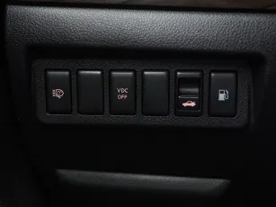 Nissan  13