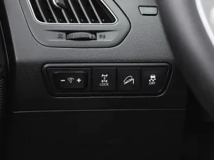 Hyundai  17