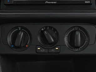 Volkswagen  13