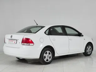Volkswagen  6