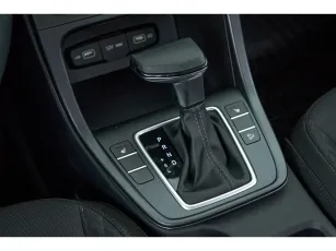 Hyundai  11