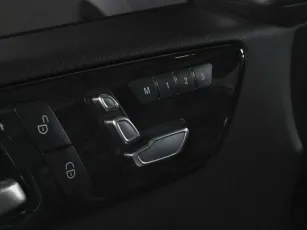 Mercedes-Benz  10