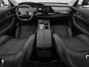 Changan  8