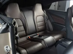 Mercedes-Benz  9