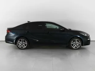 Kia  4