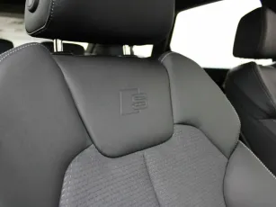 Audi  17