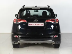 Toyota  5