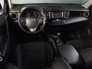 Toyota  6