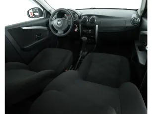 Nissan  10