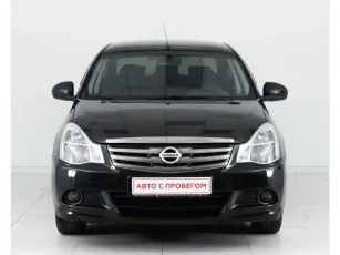 Nissan  2