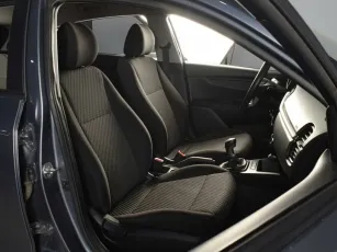 Kia  7