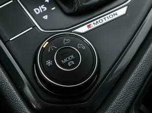 Volkswagen  16
