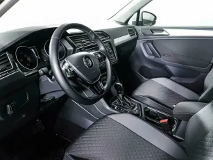 Volkswagen  9