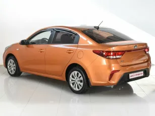 Kia  3