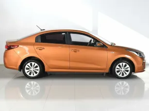 Kia  4