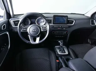 Kia  6