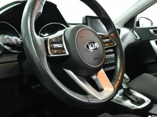Kia  9