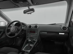 Audi  9
